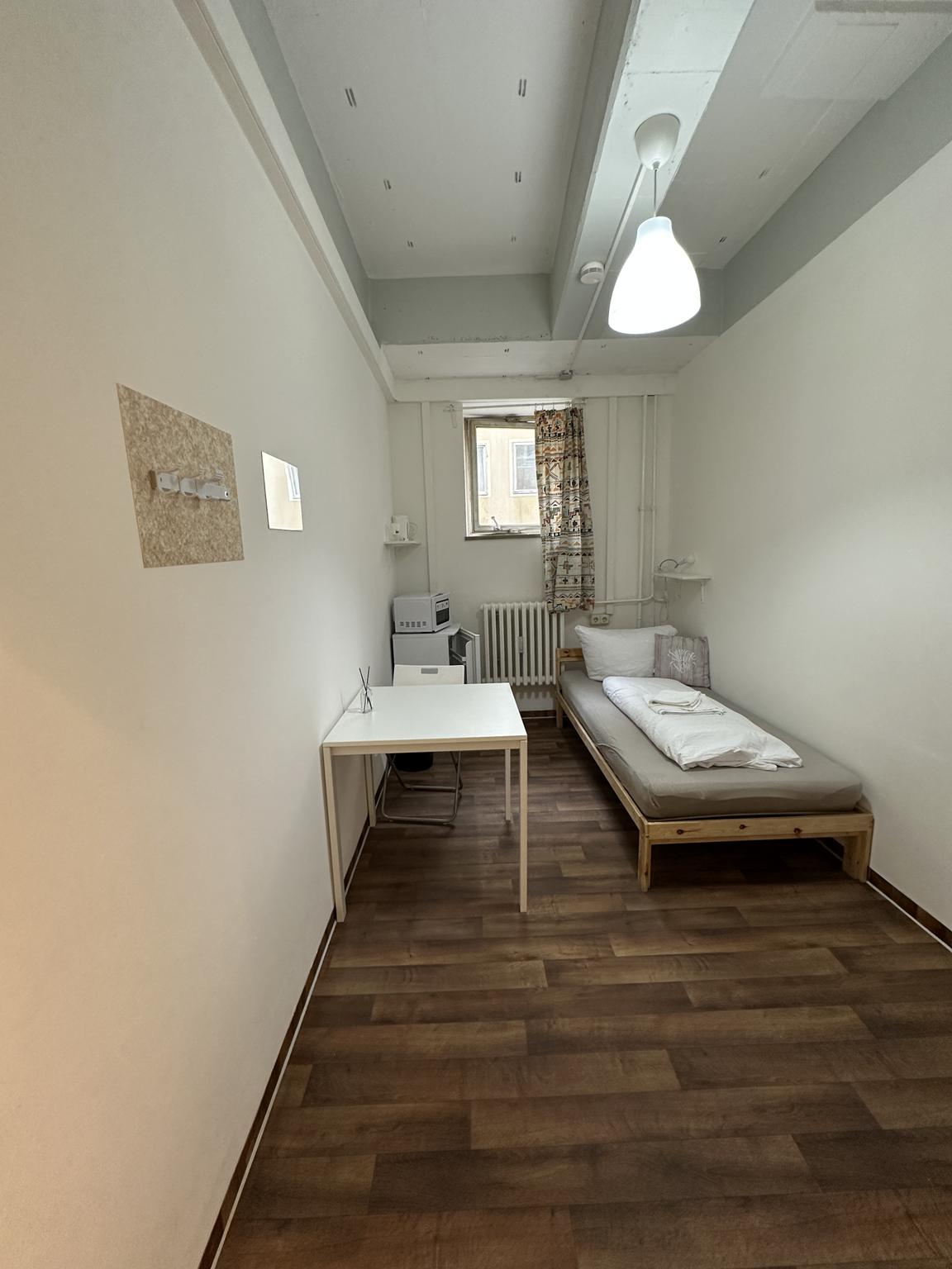 Georg-Kronawitter-Platz 2, 80331 München / Zimmer 013 (1)