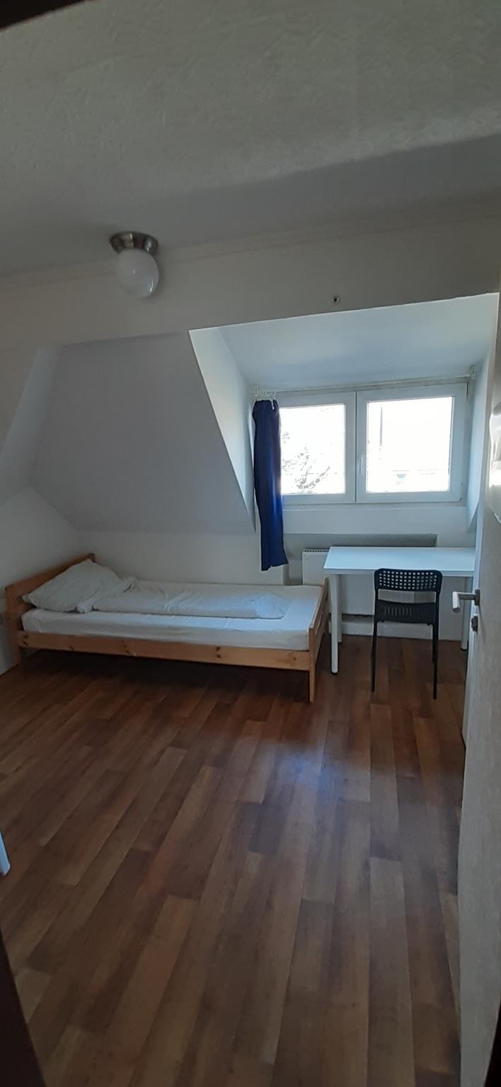 Eversbusch Straße 74, 80999 München / Zimmer 206 (1)