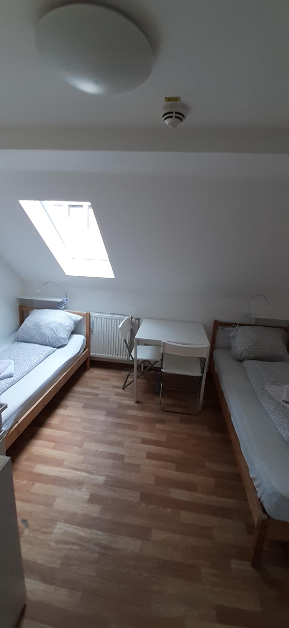 Georg-Kronawitter-Platz 2, 80331 München / Zimmer 413 (2)