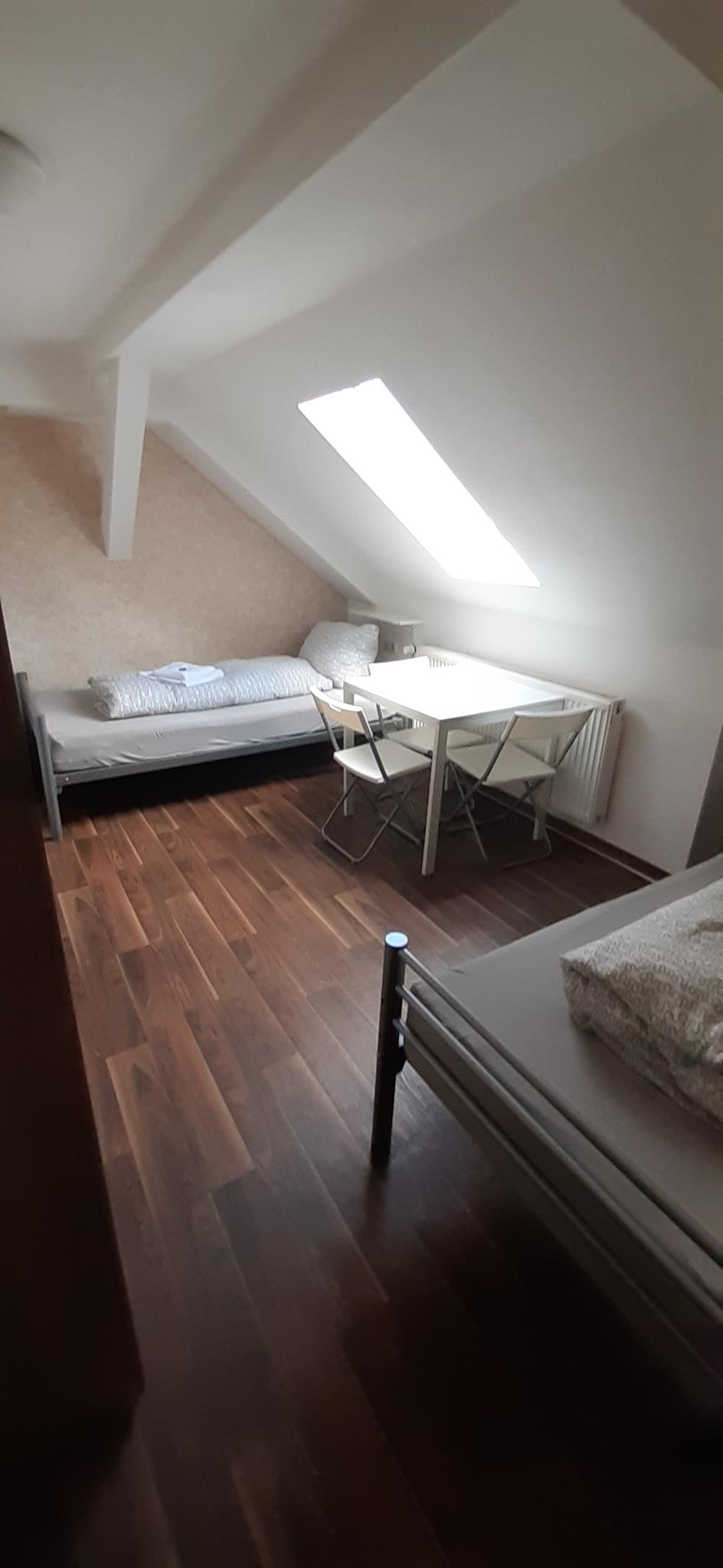 Georg-Kronawitter-Platz 2, 80331 München / Zimmer 414 (2)