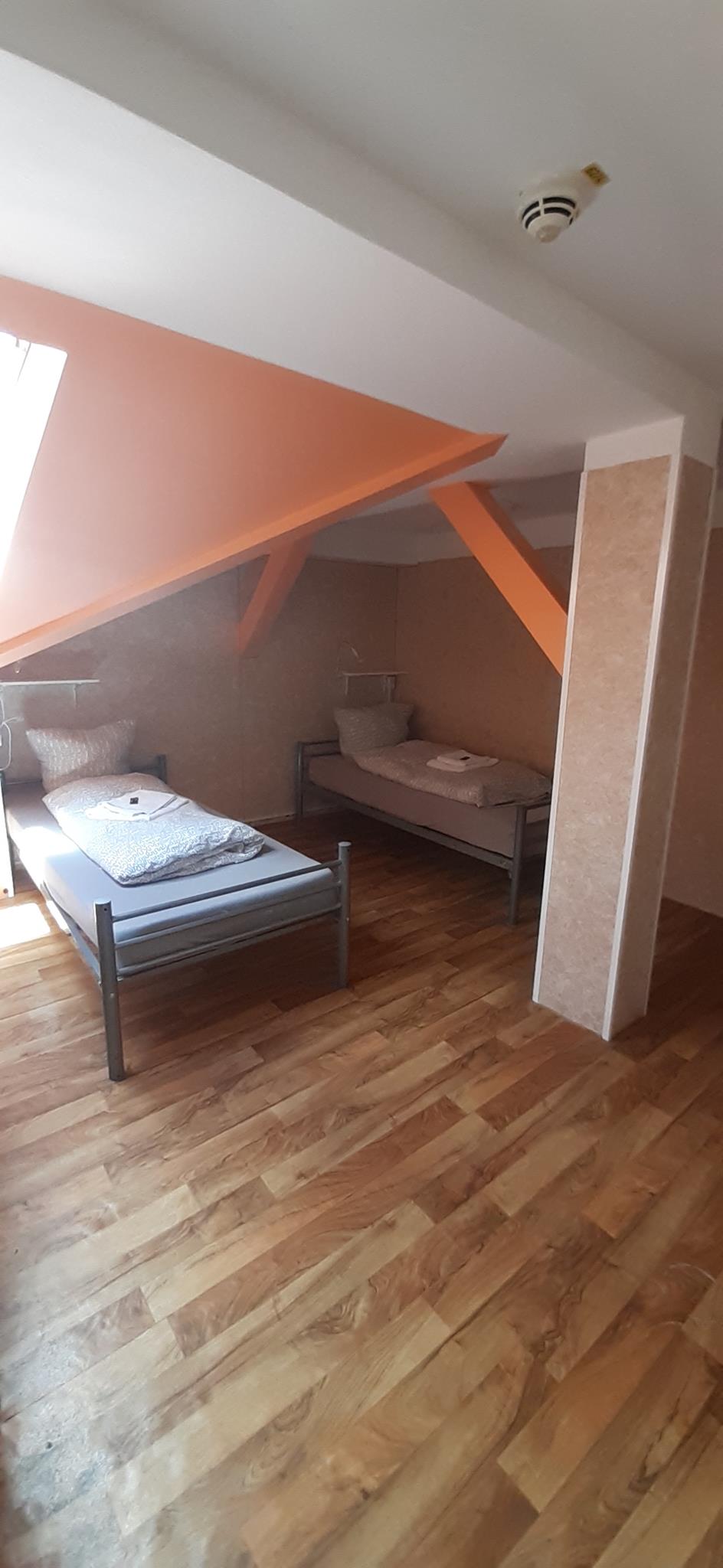 Georg-Kronawitter-Platz 2, 80331 München / Zimmer 407 (2)