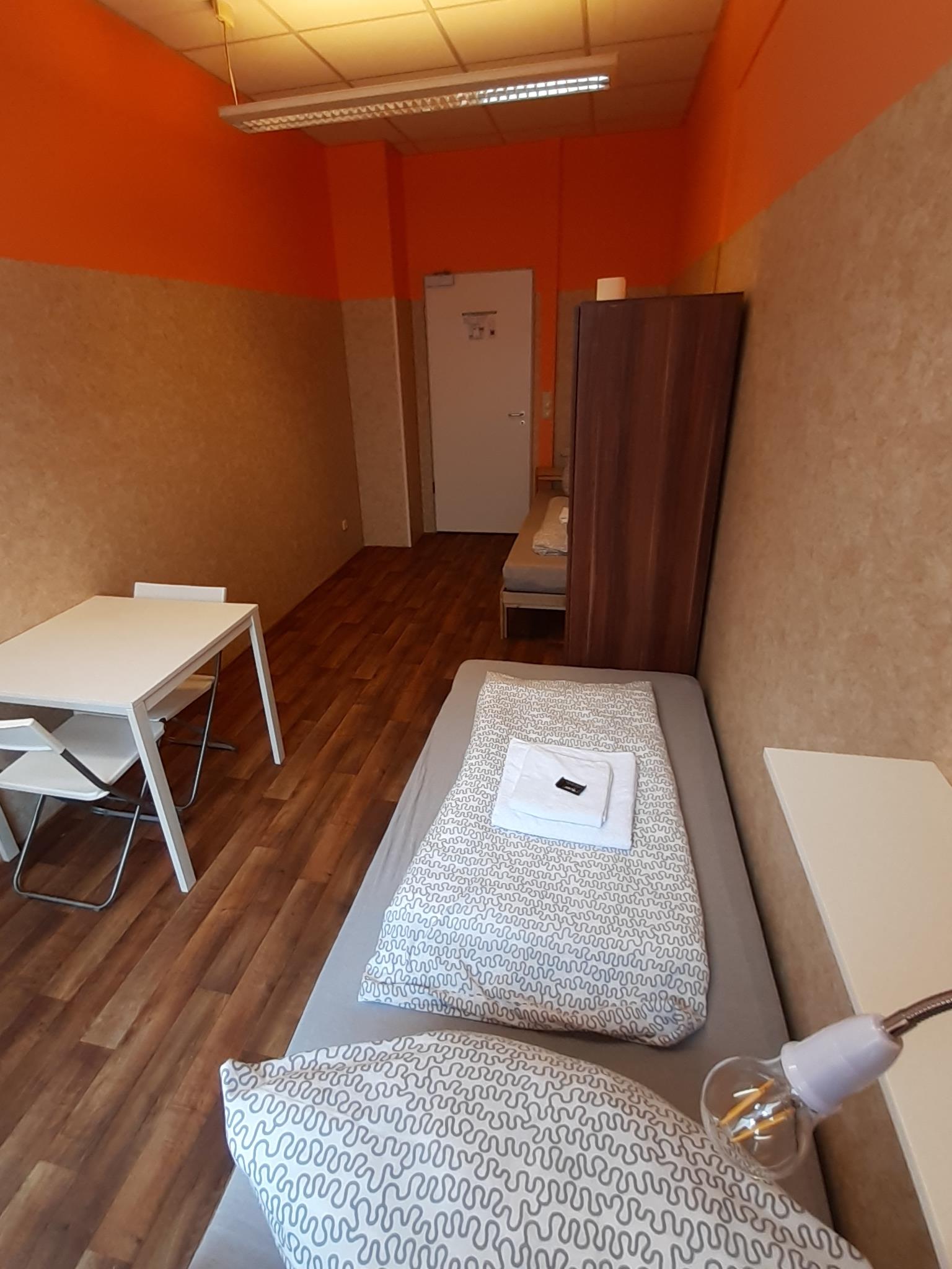 Georg-Kronawitter-Platz 2, 80331 München / Zimmer 122 (2)