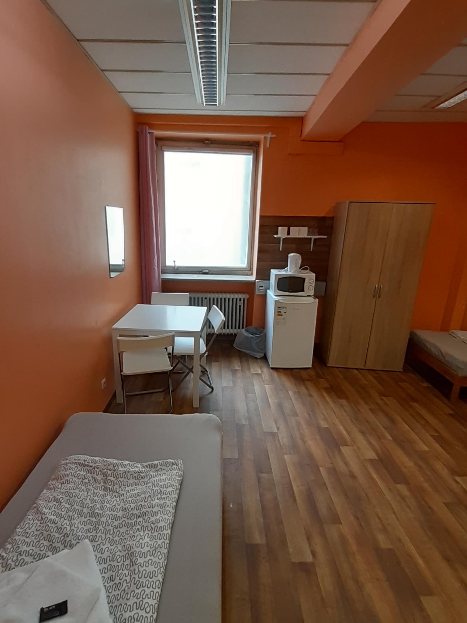 Georg-Kronawitter-Platz 2, 80331 München / Zimmer 107 (4)