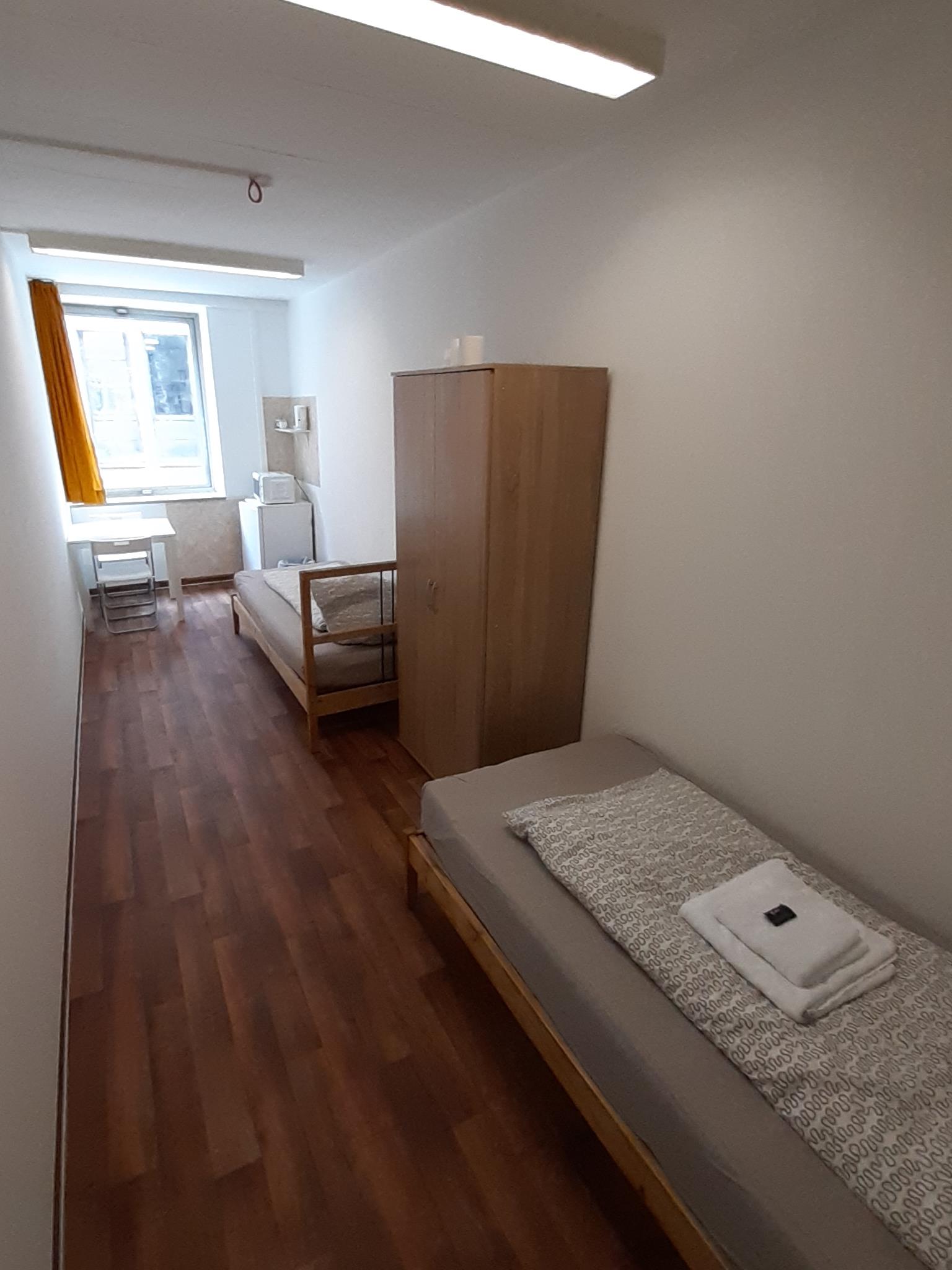 Georg-Kronawitter-Platz 2, 80331 München / Zimmer 008 (2)