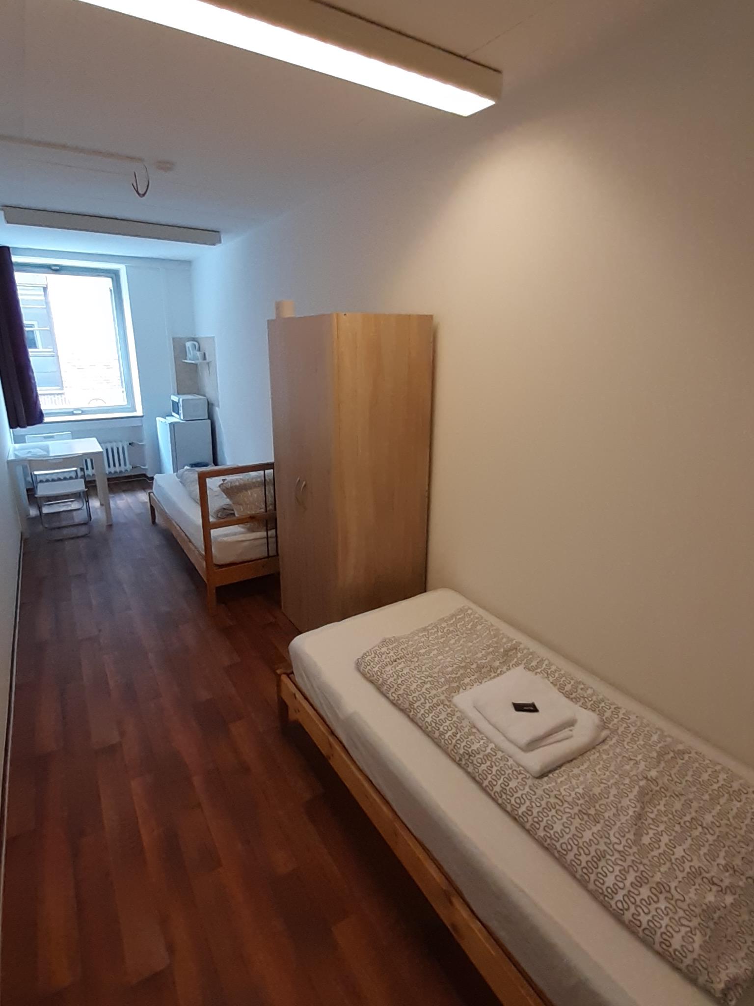 Georg-Kronawitter-Platz 2, 80331 München / Zimmer 007 (2)