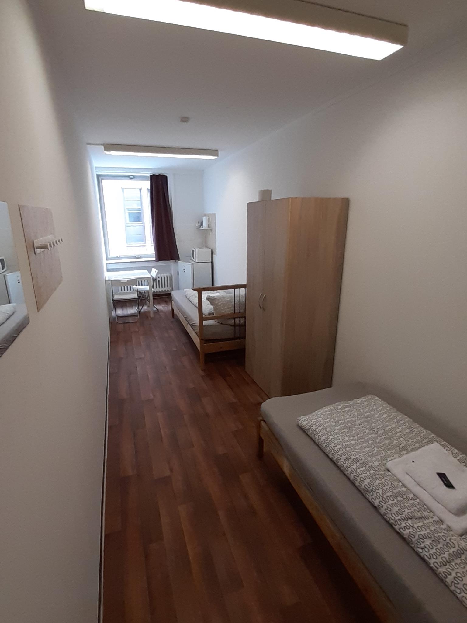 Georg-Kronawitter-Platz 2, 80331 München / Zimmer 006 (2)