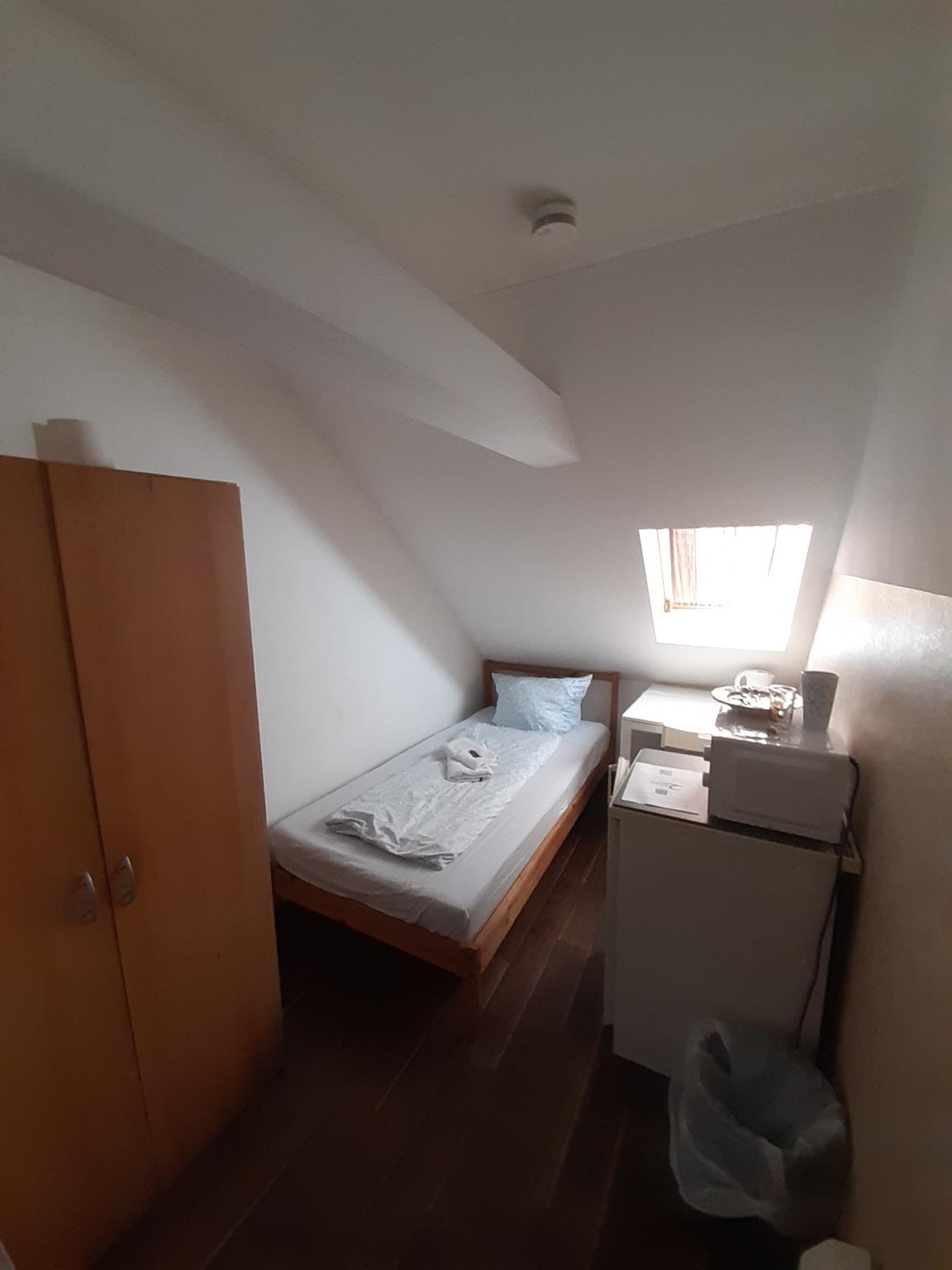 Eversbusch Straße 168, 80999 München / Zimmer 201 (1)