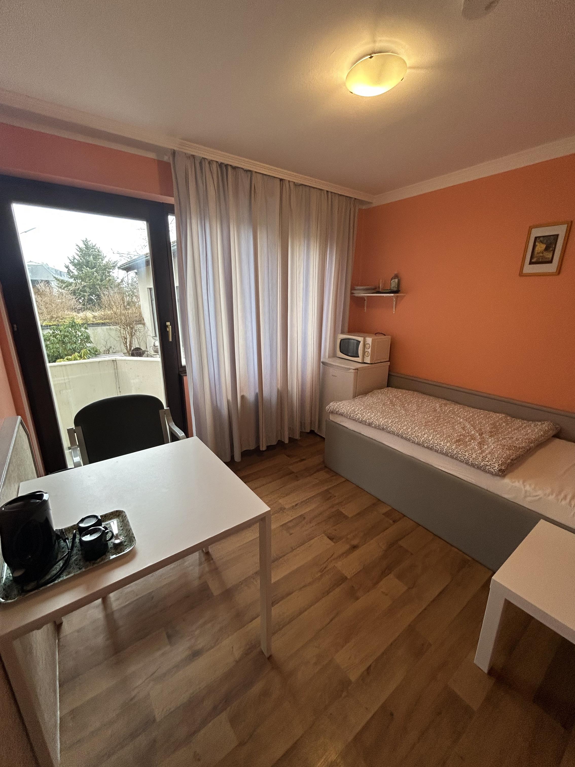 Aubinger Straße 162, 81243 München / Zimmer 102 (1)