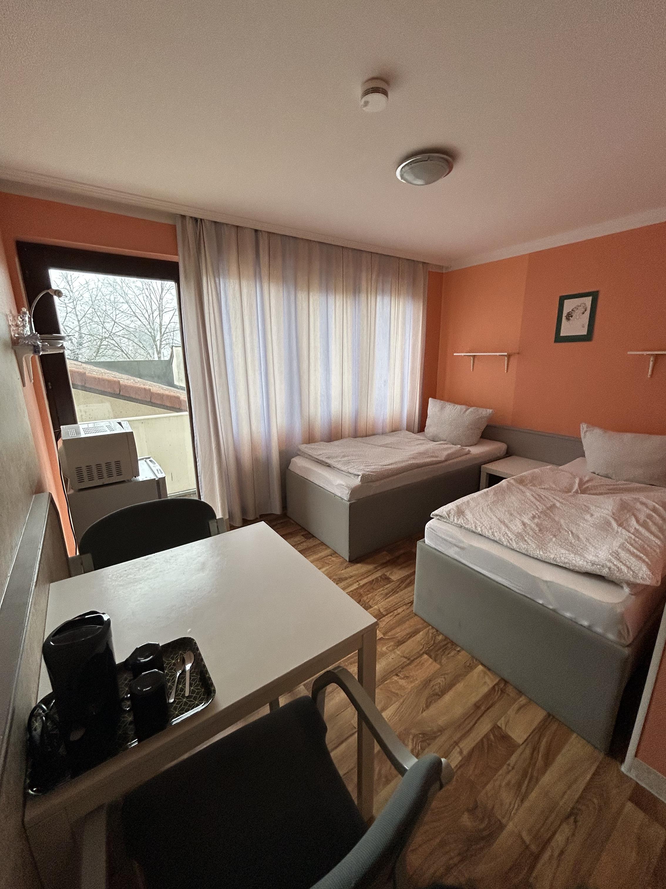 Aubinger Straße 162, 81243 München / Zimmer 202 (2)