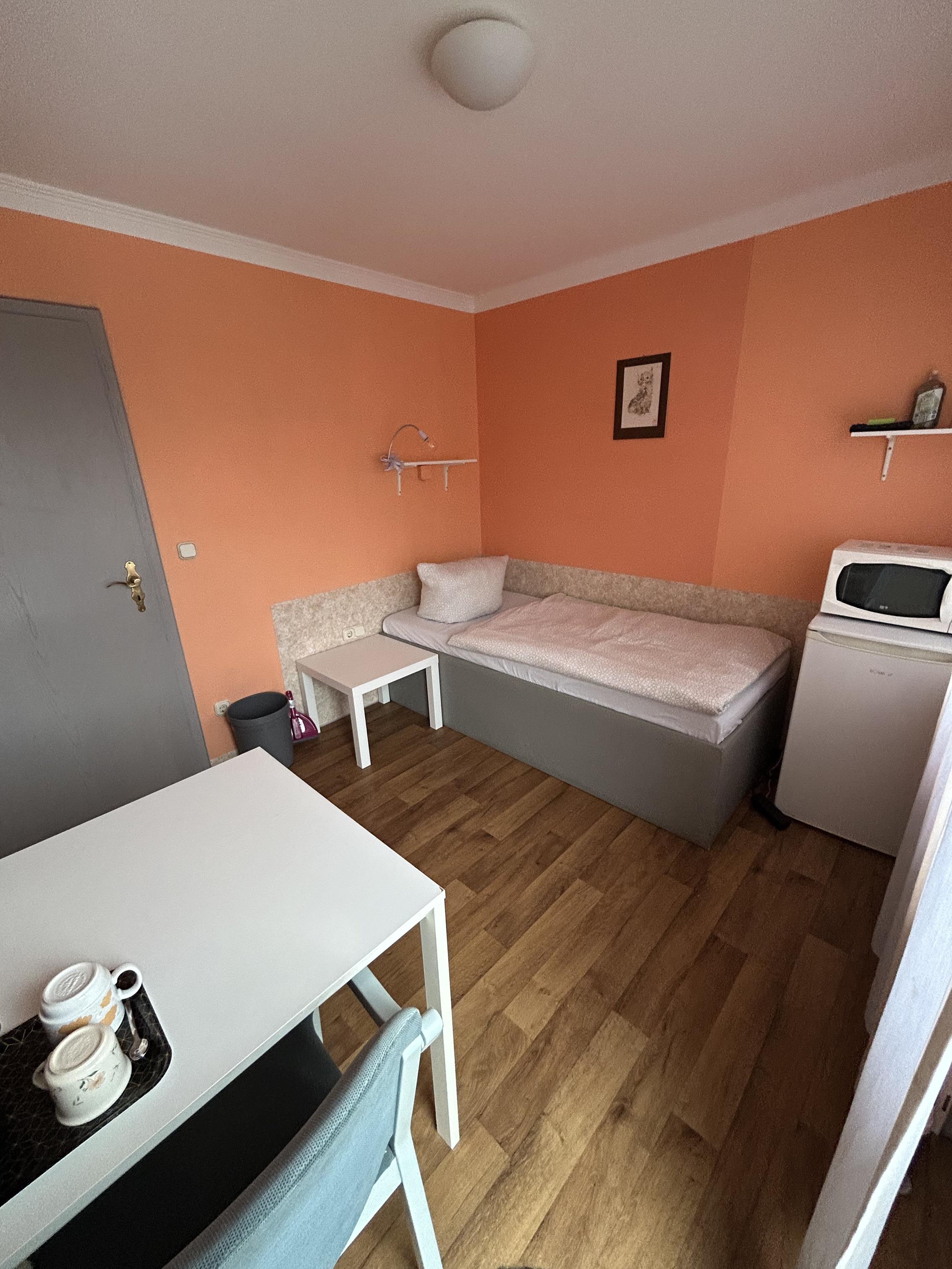 Aubinger Straße 162, 81243 München / Zimmer 203 (1)