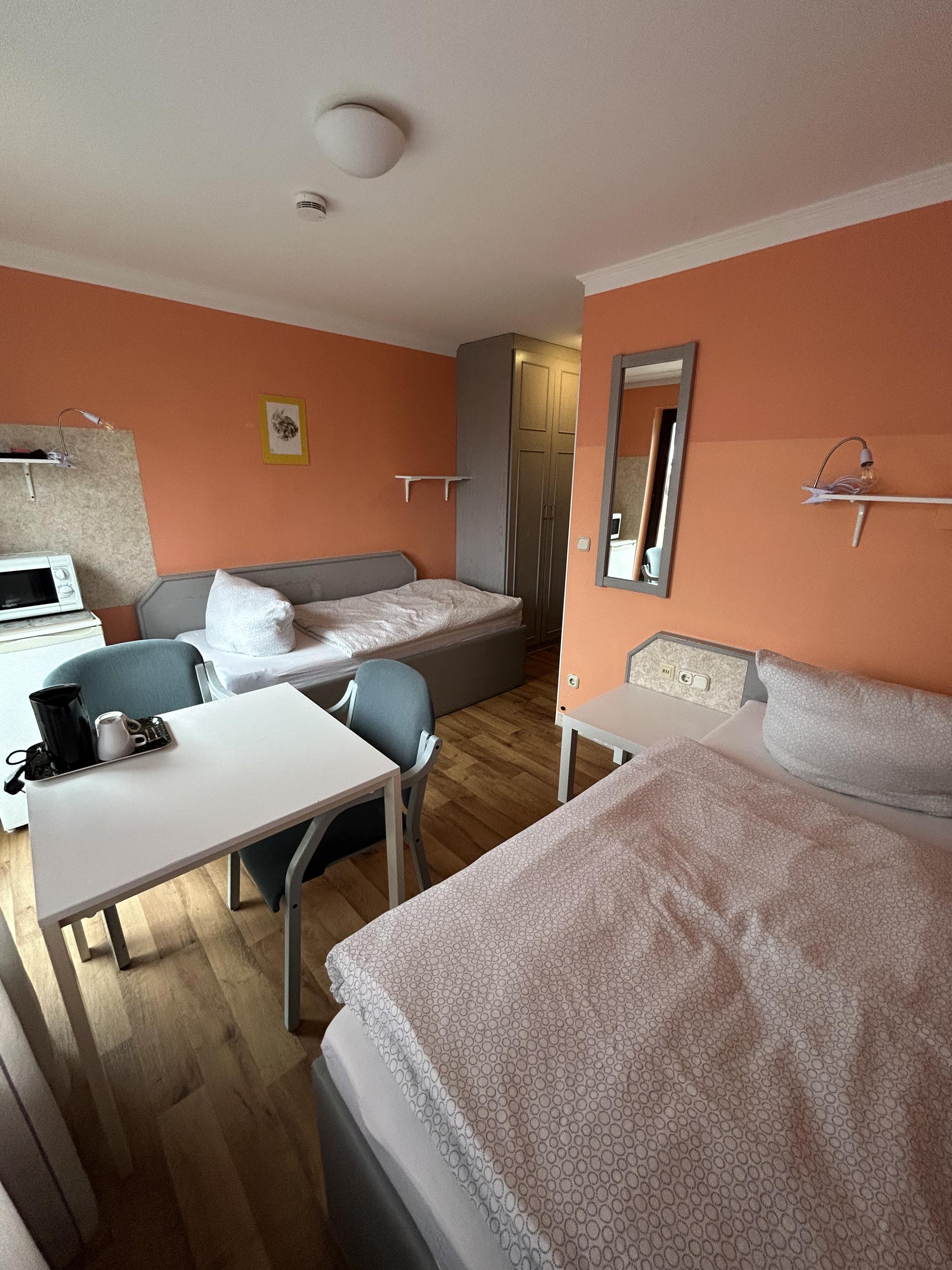 Aubinger Straße 162, 81243 München / Zimmer 204 (2)