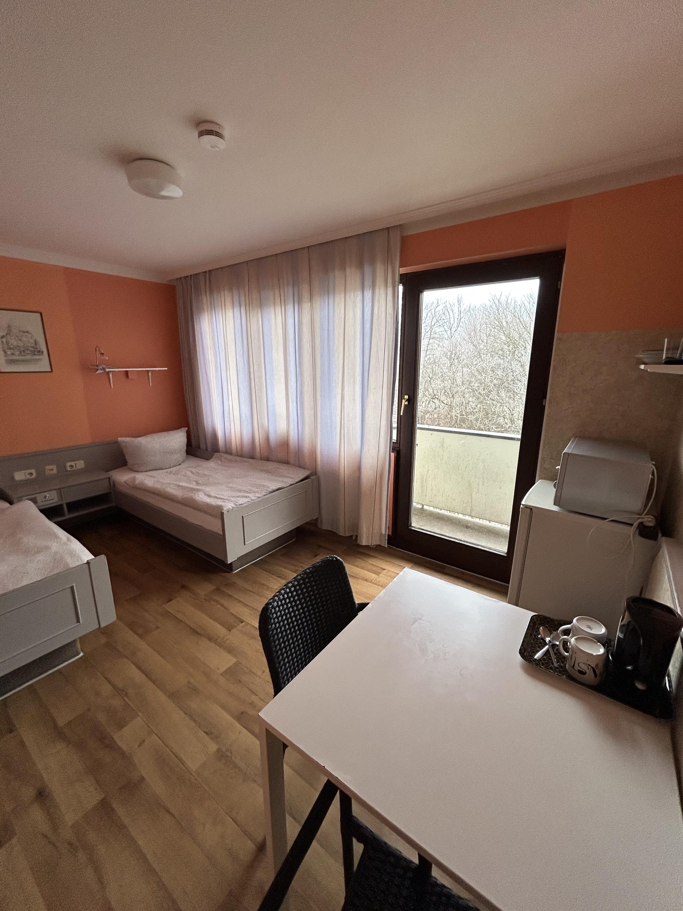 Aubinger Straße 162, 81243 München / Zimmer 207 (2)