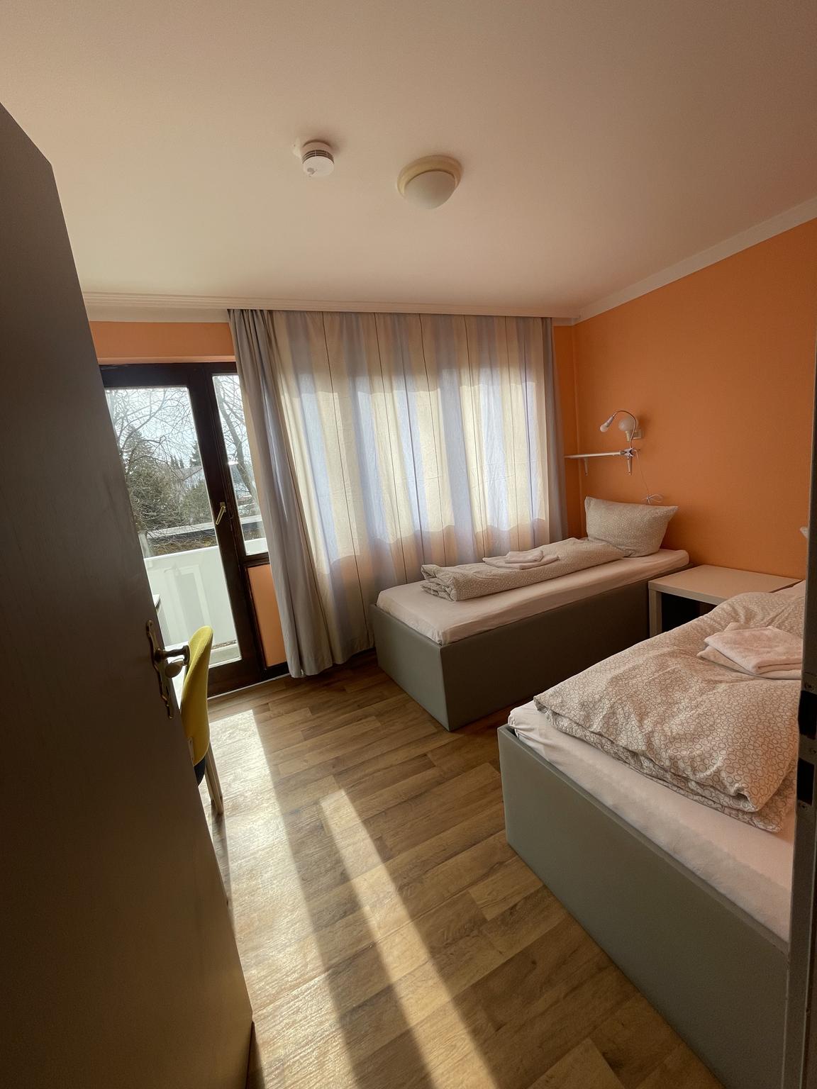 Aubinger Straße 162, 81243 München / Zimmer 210 (2)